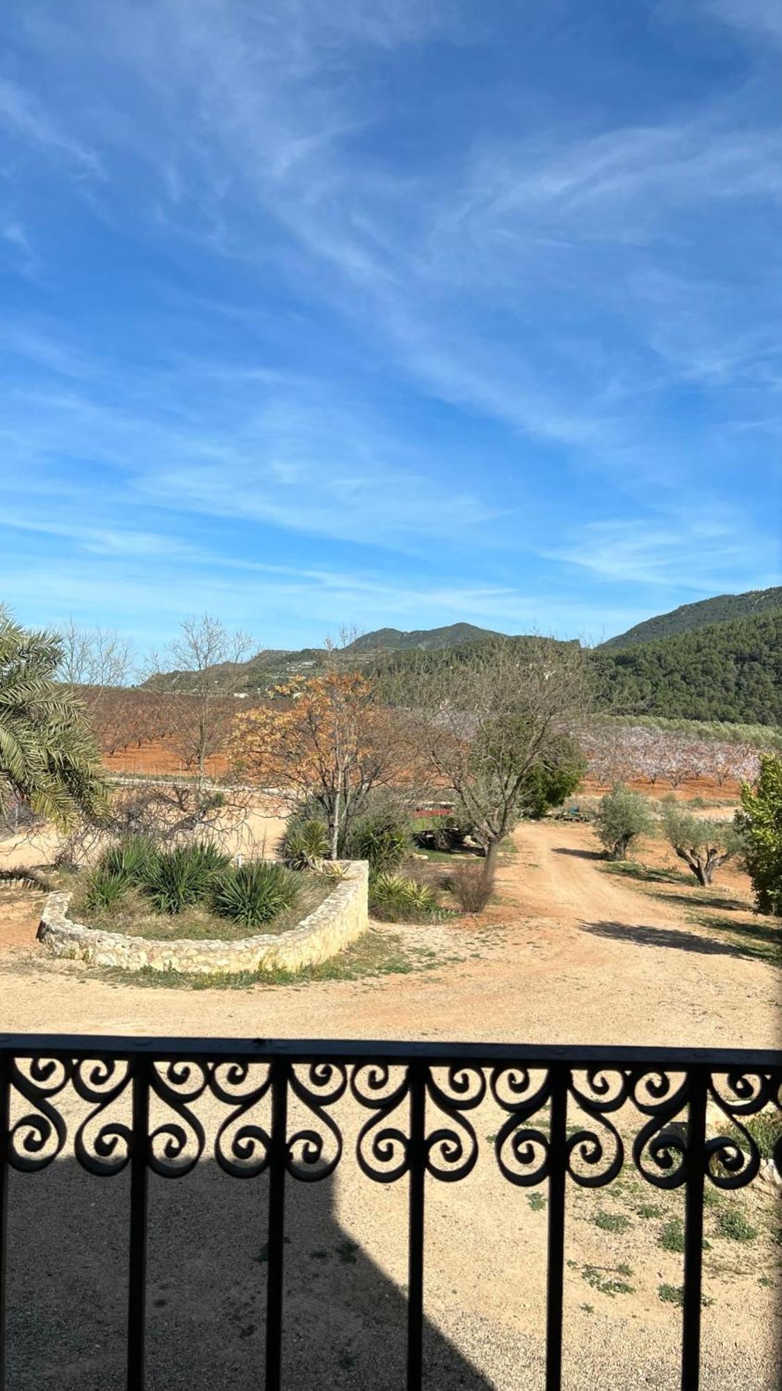La Bodega Enoturismo Rural Mogente 外观 照片